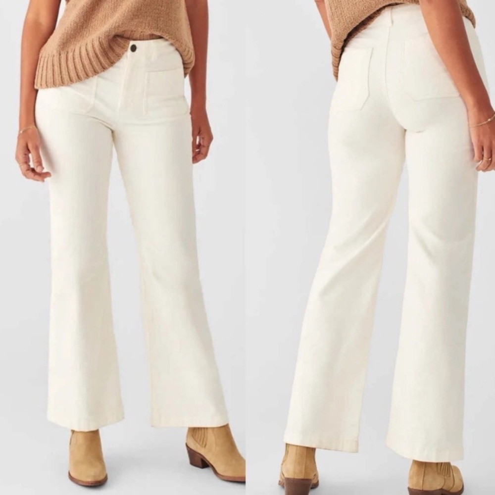 Faherty | Stretch Corduroy Patch Pocket | Mid Rise Fit Flair | Egret |  26 🕗